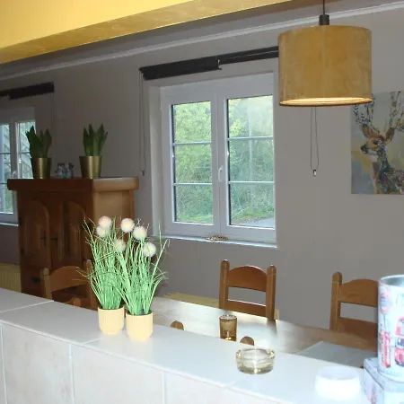 Appartement Courcelles Apartament Courcelles